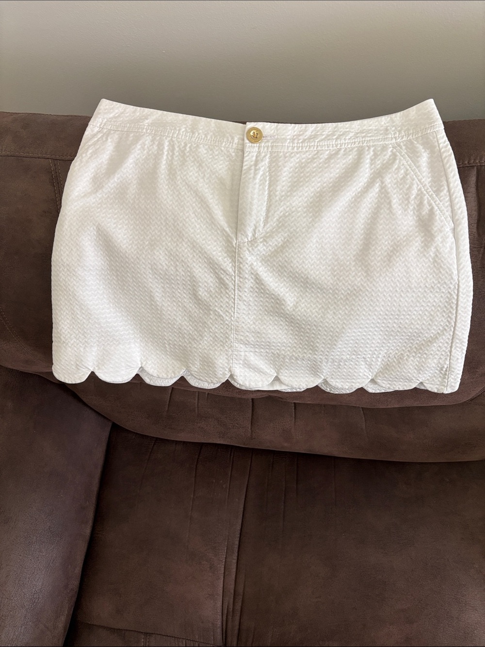 Lilly Pulitzer White Scallop Hem Skort